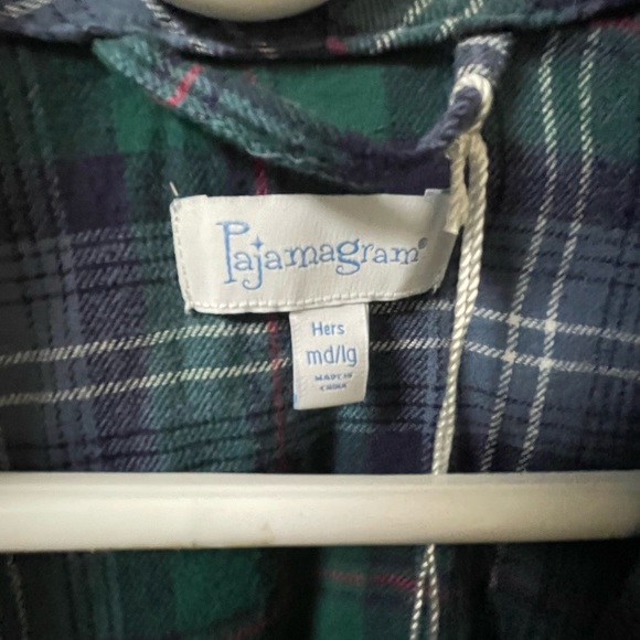 Supersoft Plaid Robe - Picture 5 of 5